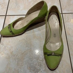 Ferragamo green suede espadrille